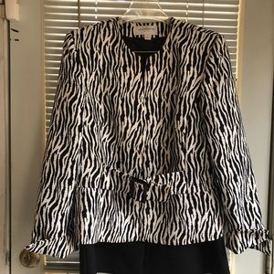 Women’s skirt suit